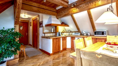  Zamieszkaj w przytulnym, doskonale wyposażonym apartamencie z tarasem widokowym