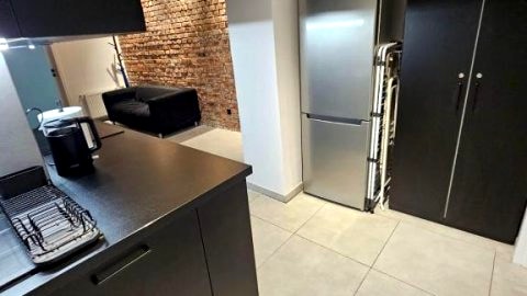 Wygodne pokoje w centrum (7-11)