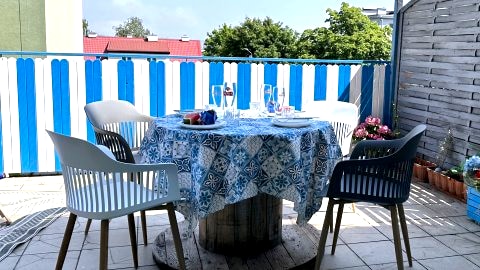 Morskie Boho Apartament z dyżym Tarasem Gdynia Najem Wakacje Praca Zdalna Pies