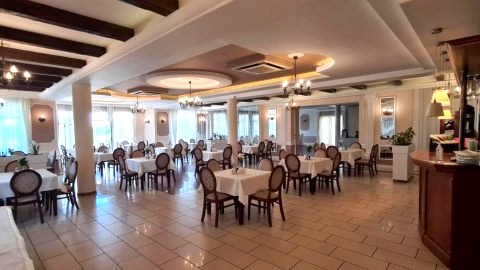 Hotel - Restauracja Koral
