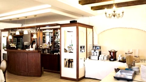Hotel - Restauracja Koral