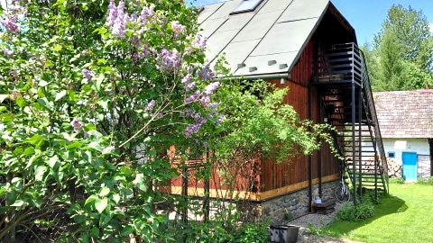 Karolówka Nad Osławą. Apartament mieści się na całym parterze domu