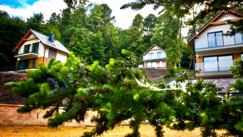LUXURY OAK VILLAS