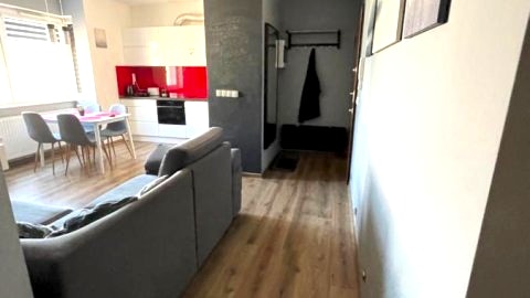 Gdynia Apartament 42 m z miejscem w Garażu z Windą blisko centrum i morza