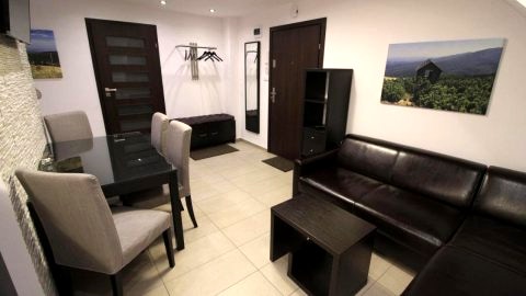 Apartament Krokus Szklarska - kolej linowa na Szrenicę 7 minut pieszo, wysoki standard, światłowód, parking