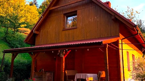 Chatka Zagroń. Dom na wyłączność z dala od zgiełku miasta. Widok na góry. 