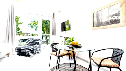 Apartament UKIEL PARK 30 przy Plaży Miejskiej - klimatyzacja,free parking,FV