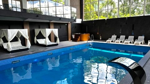 WRZOS resort & wellness