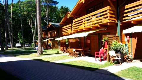 NATURA PARK Ustronie Morskie - domki, apartamenty