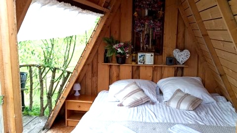 Domki z stylu bungalow | pole biwakowe | restauracja.