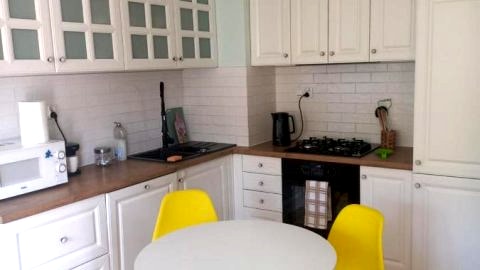 ŁADNE MIESZKANIE W PRZYJAZNEJ OKOLICY 