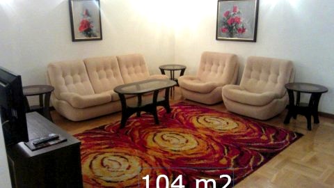 Apartment Nowiniarska near the Old Town