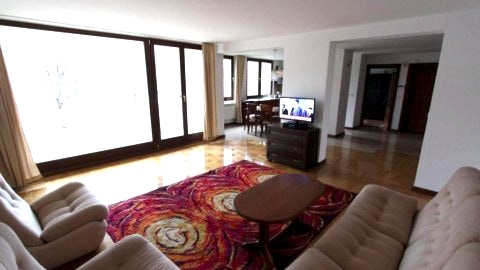 Apartment Nowiniarska near the Old Town