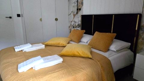 Apartament Stone Hill z basenem i widokiem na góry