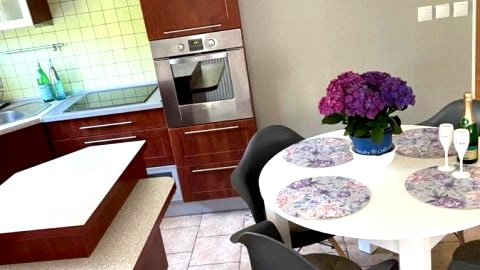 Bellis Apartment