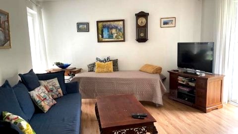 Bellis Apartment