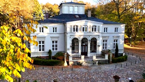 Dwór Lisewo