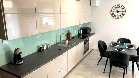 Apartament w Międzywodziu z parkingiem