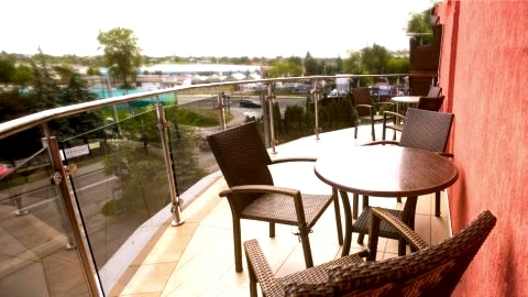 Vinci Hotel Airport