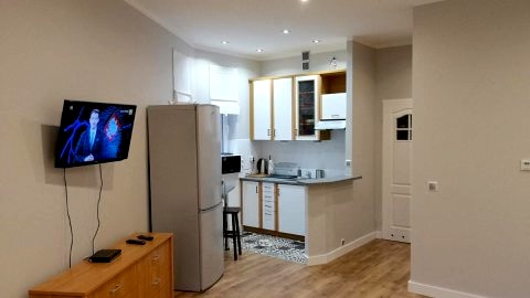 Green Yew Apartment