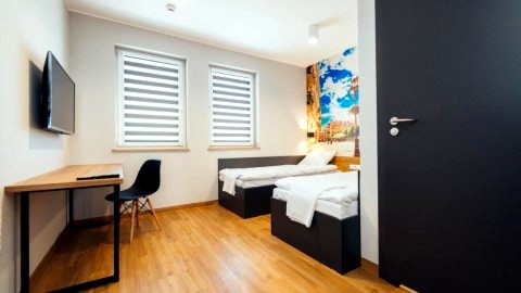blue hotel