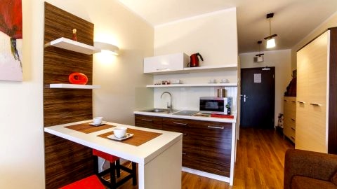 150 m od plaży, basen ,sauna , jacuzzi , grota solna