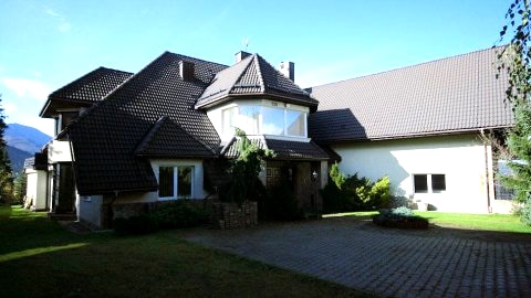 wejście do rezydencji