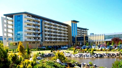 ARKA MEDICAL SPA - Prywatne apartamenty 50 metrów od morza.