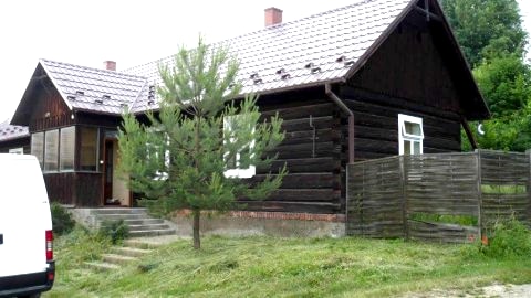 Klimatyczny Domek na Pogórzu Jasielskim | otoczony zielenią | salon z kominkiem 
