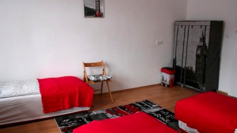 HOSTEL PERON przy dworcu PKP i PKS