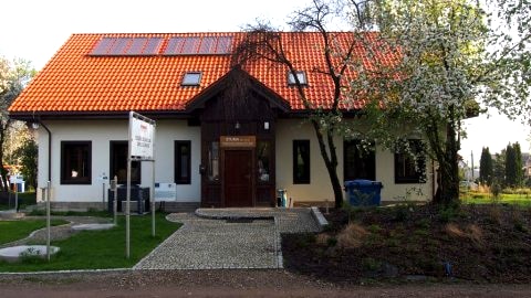 wejście główne do budynku