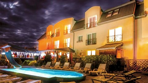Ośrodek wypoczynkowy Villa Dolce Vita | Komfortowe pokoje | Basen