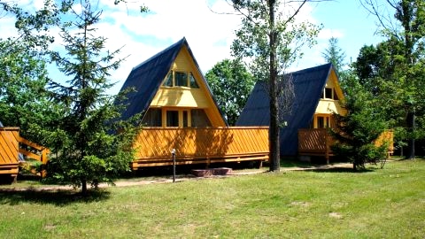 Letnisko nad Wartą | domki letniskowe z tarasem