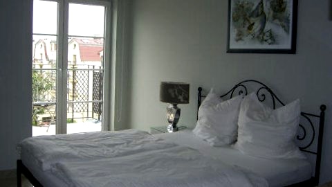 Regina Maris. Komfortowy apartament dla 1-2 osób 50 m od promenady, 150 od morza