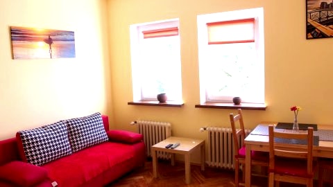 Apartament Słoneczna Zatoka w centrum przy kameralnej uliczce, blisko morza