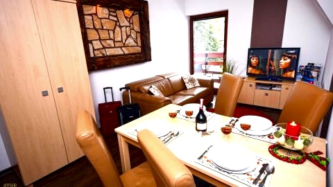 KR24C salon z balkonikiem 3