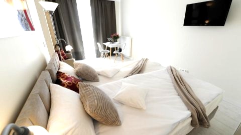 Romantic Sky Apartment - 15th floor