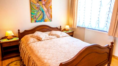 Sypialnia w apartamencie nr 2.
