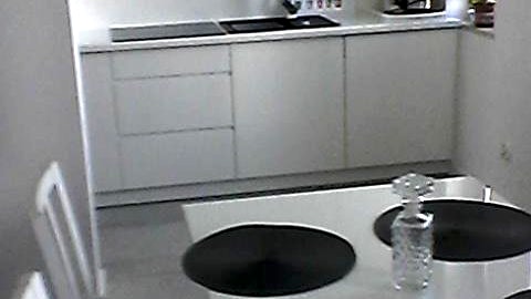 Jadalnia z widokiem na aneks kuchenny