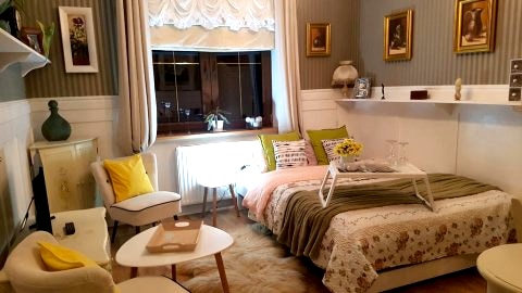 Retro room z łazienka