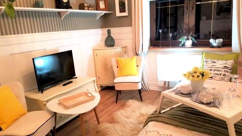 Retro room z łazienką