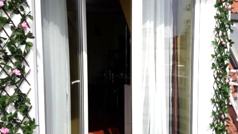Apartament z pięknym widokiem na morze i latarnię morską 100 m od plaży