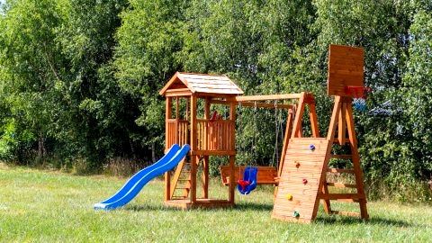 Domek przy Oczku Wodnym. Cały do Twojej dyspozycji, plac zabaw, ogród