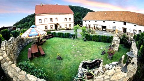 Ranczo u Jana | Blisko las, góry, rzeka, wyciągi narciarskie | Grill, basen
