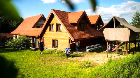ekoLOKUM | Pokoje z wyposażonym aneksem kuchennym i łazienką