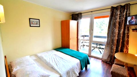 Pokoj dwuosobowy z lazienka i balkonem