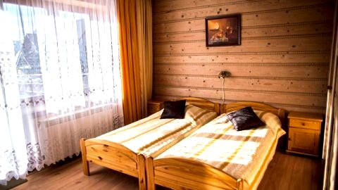 U Trabanta. Pokoje z łazienką, tv i balkonem