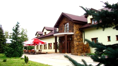 wejscie do hotelu