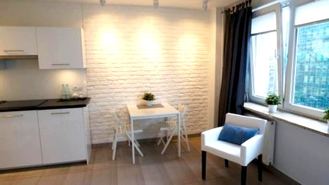 Apartament Pańska. WiFi, klimatyzacja. 250 metrów do Pałacu Kultury