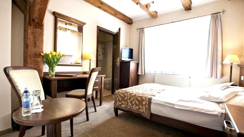Hotel Lubicz. Komfortowe pokoje i apartamenty Wellness & SPA